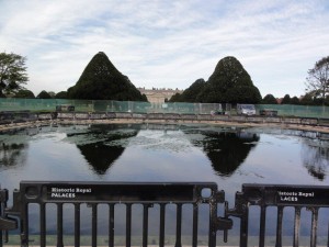 Floating pontoon at Hampton Court Palace